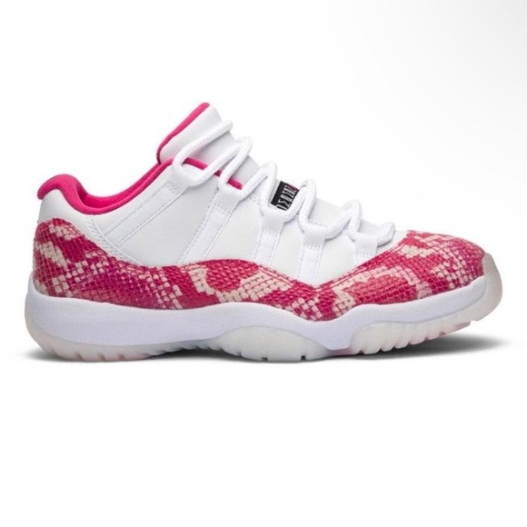 Jordan Shoes - Women's Air Jordan 11 Retro Low, size 9.5